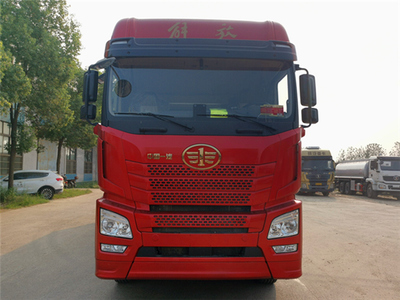 国六解放JH6 9米6冷藏车 高效冷链运输的专业解决方案