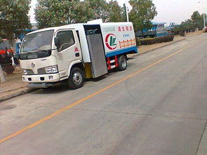 清洗车全面降价大促销 国四东风福瑞卡护栏清洗车及专用车选购指南